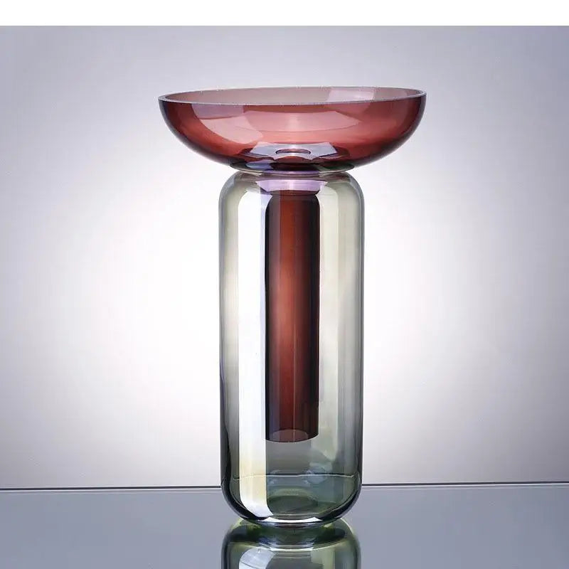 Vase Design en Verre – Élégance et Modernité