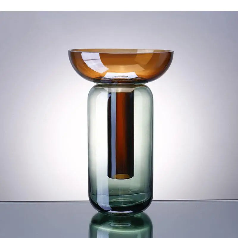 Vase Design en Verre – Élégance et Modernité